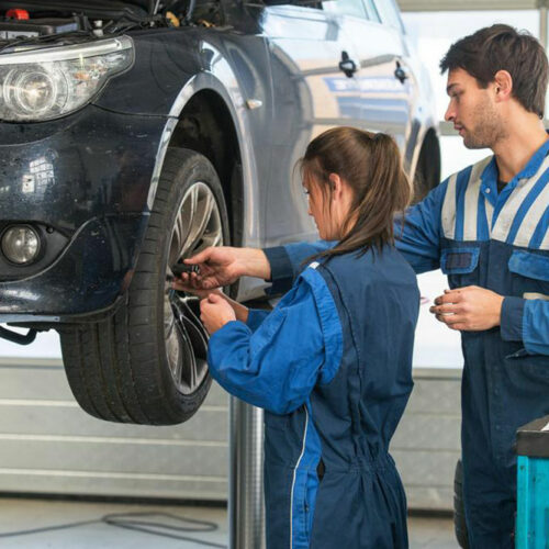 Here’s how you can choose an automotive lift